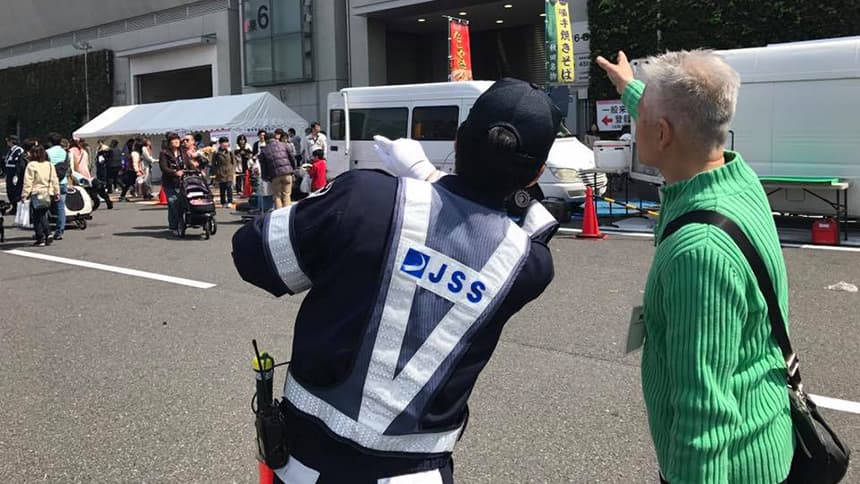 雑踏警備 東京モーターショー