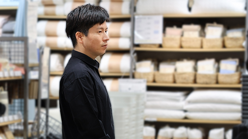 私服での施設内巡回