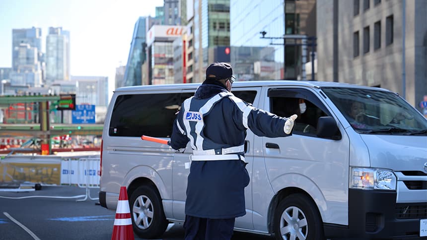 交通誘導警備の模様